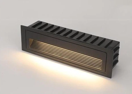 MS-23422 — LED Step & Corner Light