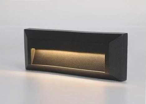 MS-23428 — LED Step & Corner Light